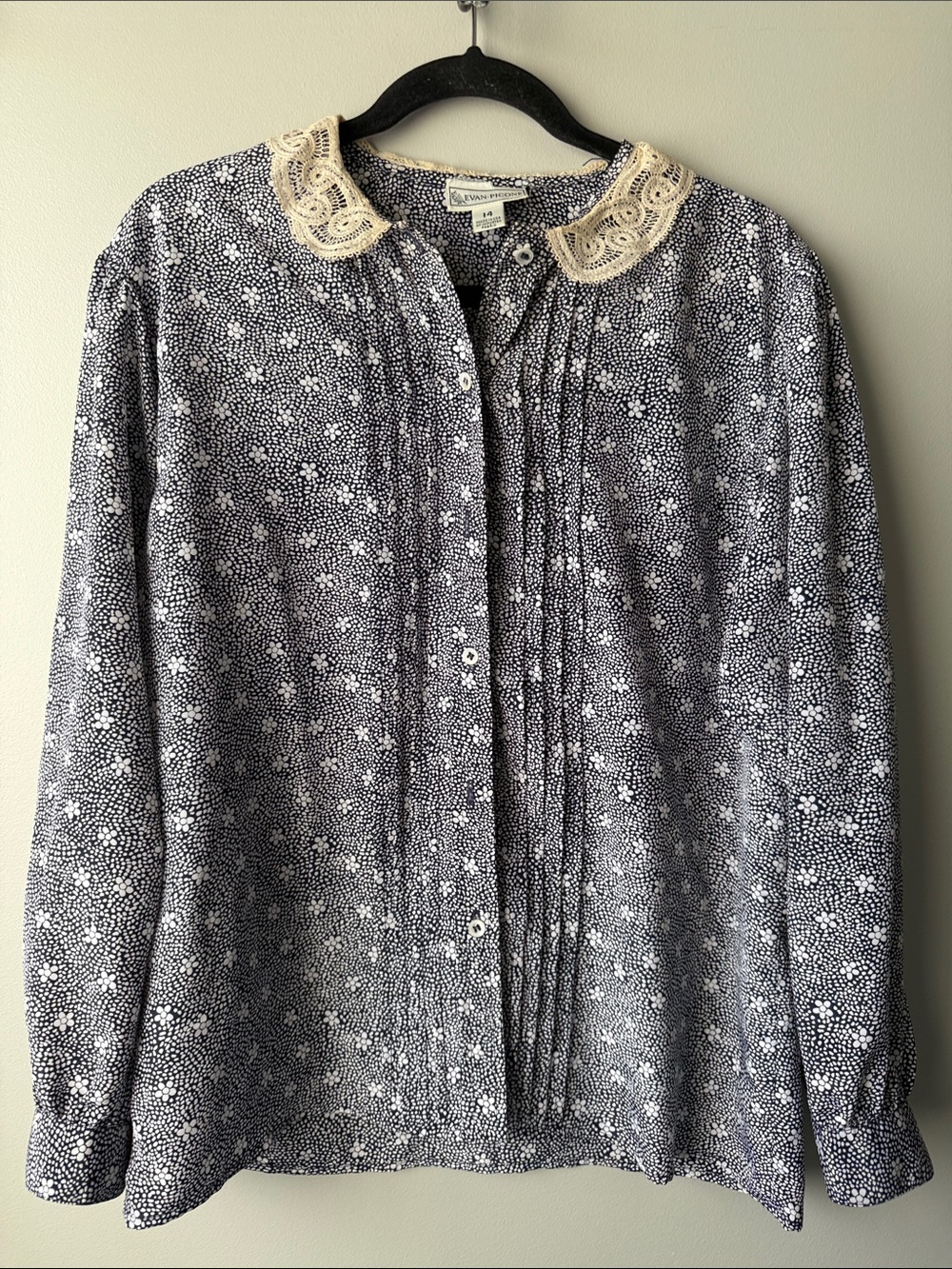 Evan Picone Vintage Navy Floral Lace-Collar Blouse 1970 USA made